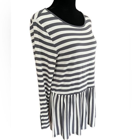MATILDA JANE Lets Connect gray/white striped top SIZE small - Picture 8 of 9